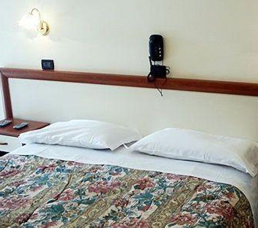 Serafino Liguria Hotel