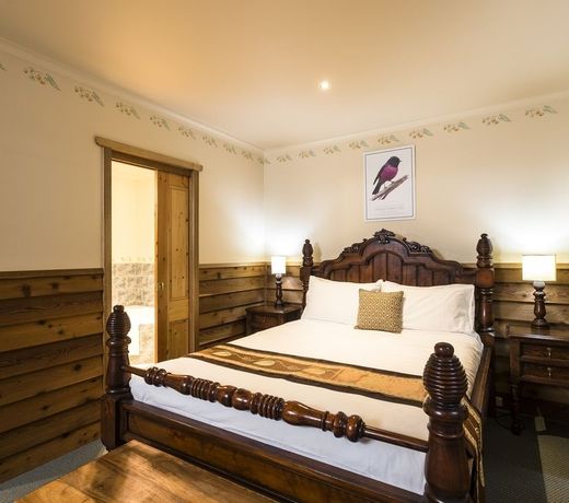Cradle Forest Inn
