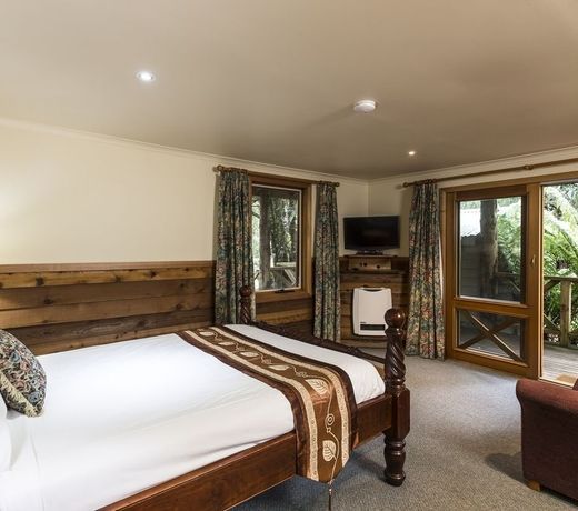 Cradle Forest Inn