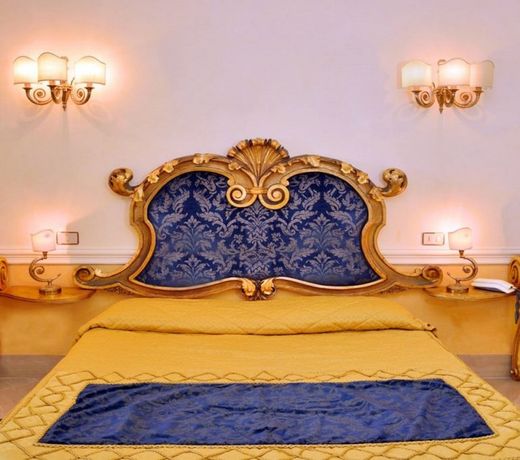 Hellenia Yachting Hotel & SPA