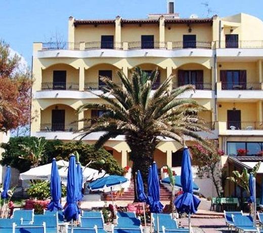 Kalos Hotel