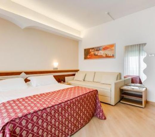 Hotel Europa Beach Village