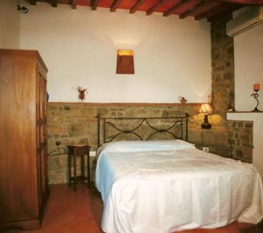 PODERE LE CAVE