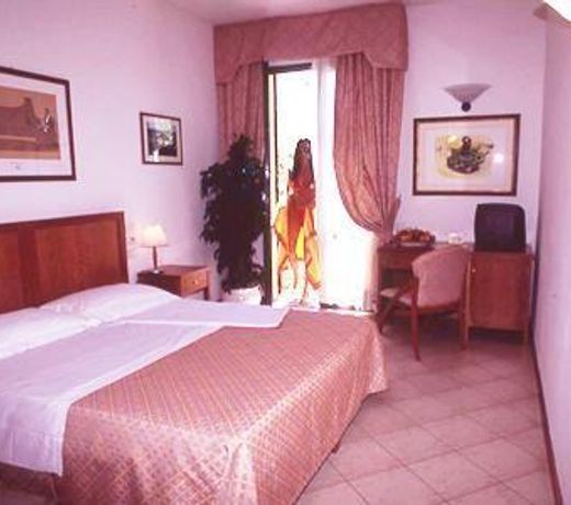 Hotel Villa Cesi
