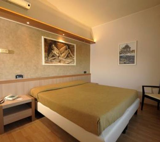 My Suite Hotel