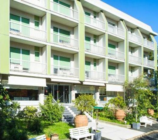 Hotel Ghironi