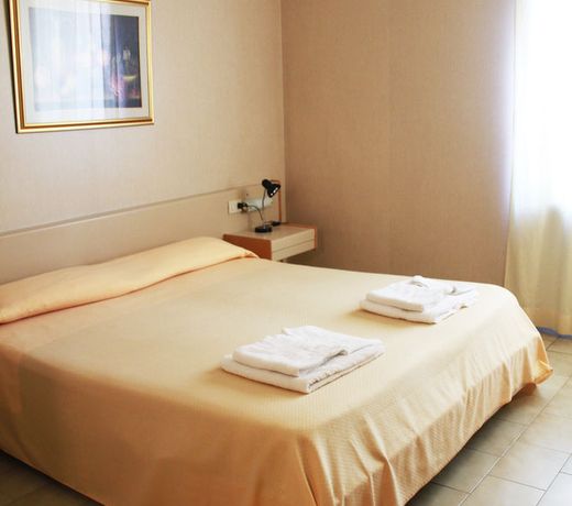 Hotel Mary