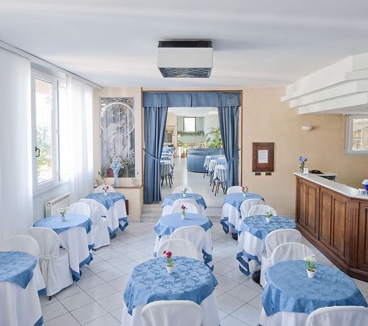 Hotel Nella