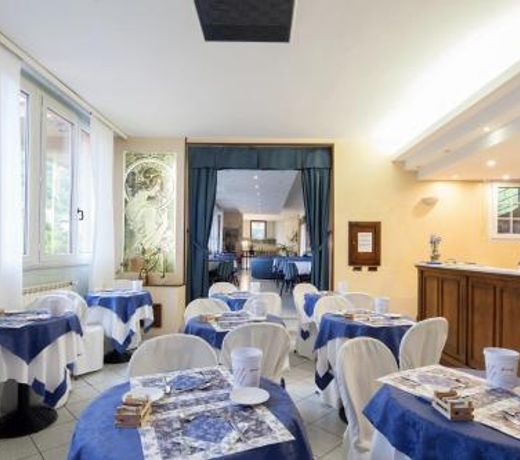 Hotel Nella