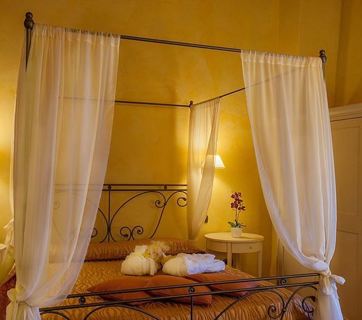 Borgo Sant'ippolito Country Hotel