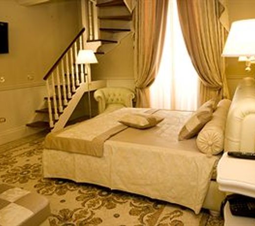 Suite Hotel Santa Chiara
