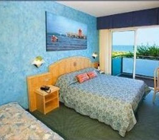 International Beach Hotel