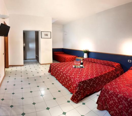 Hotel Mediterraneo