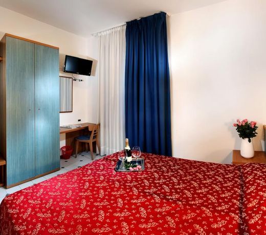 Hotel Mediterraneo