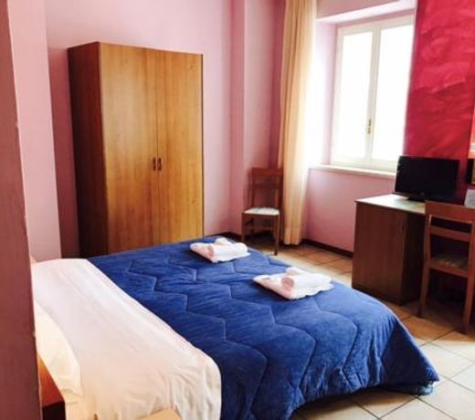 Hotel Pellegrino E Pace