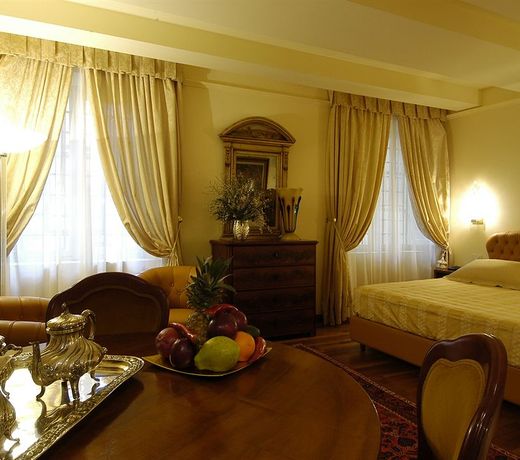 The Tuscanian Hotel