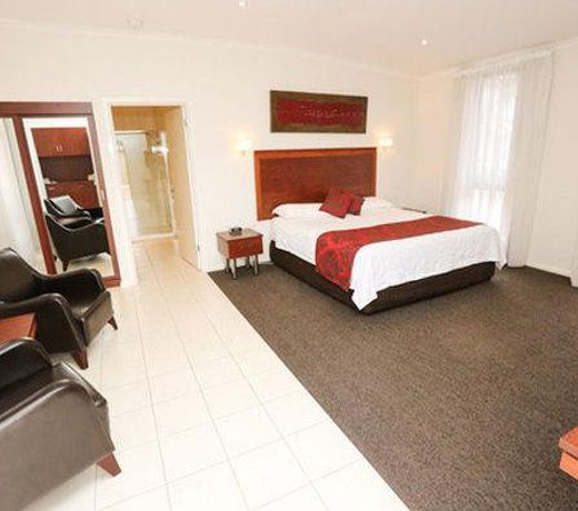 Comfort Inn Deakin Palms