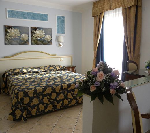 Hotel Ristorante Borgo La Tana