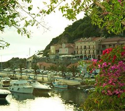 Romantic Hotel & Restaurant Villa Cheta Elite