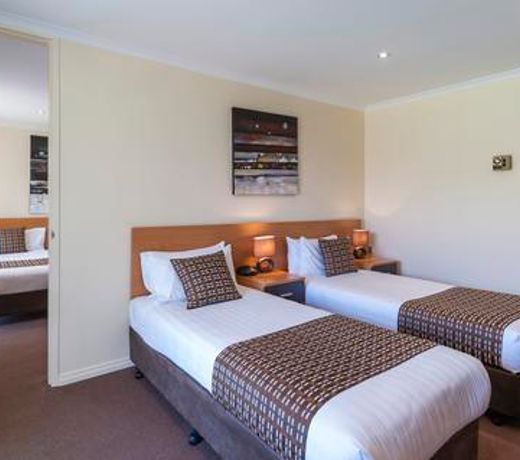 QUALITY RESORT TROPICAL INLANDER