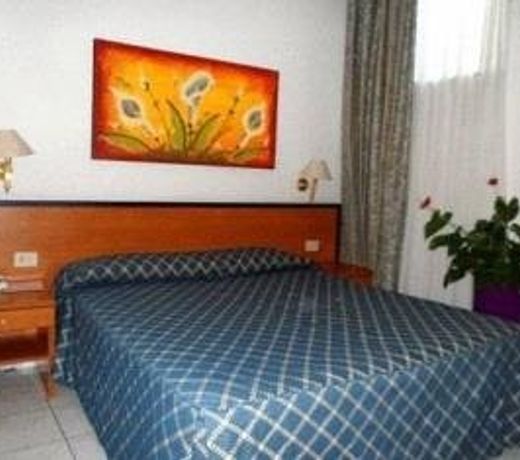 One Park Hotel
