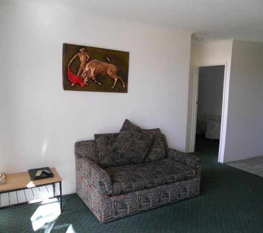 Cottonwood Motor Inn