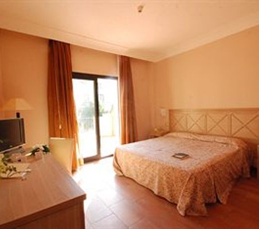 Mahara Hotel & Wellness