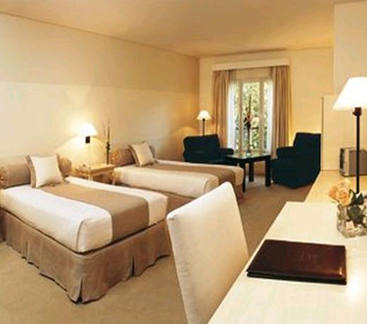 Loi Suites Recoleta Hotel