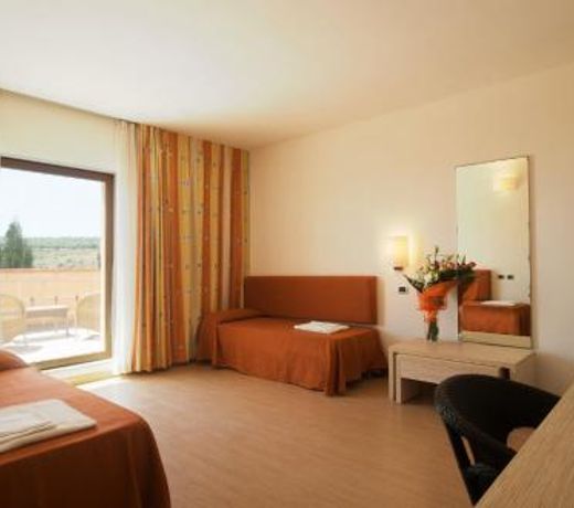 MENFI BEACH RESORT