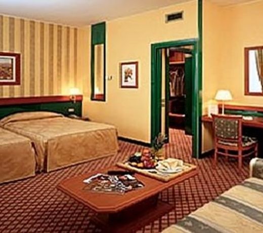 ATAHOTEL QUARK