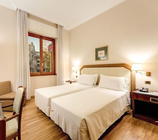 Hotel Bristol