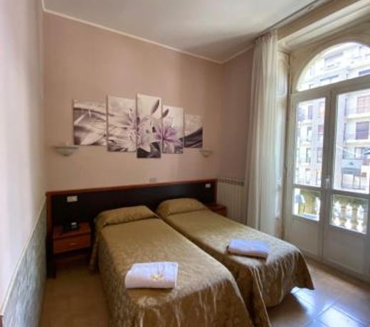 Hotel Atena