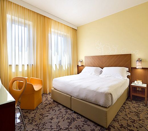 UNAHOTELS Mediterraneo Milano