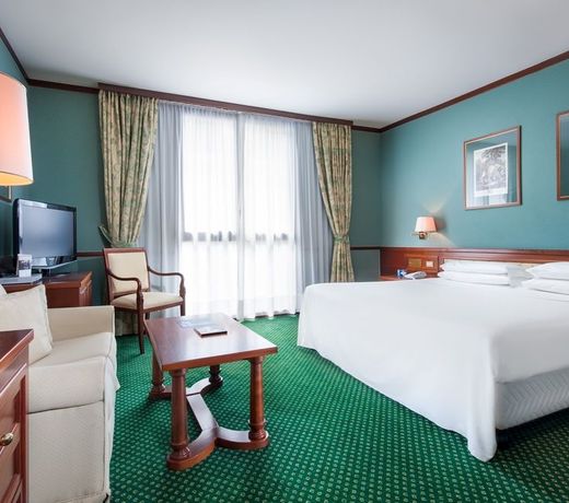Leonardo Hotel Milan City Center