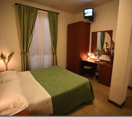 Hotel Paradiso
