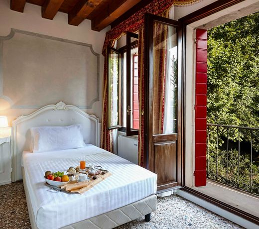 Hotel Villa Patriarca