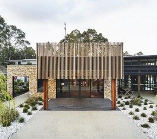 Eight Willows Retreat