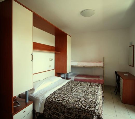 Hotel Luana