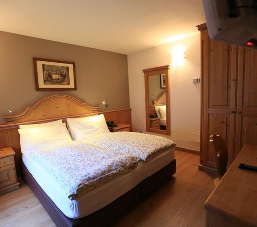 Hotel Tita Piaz