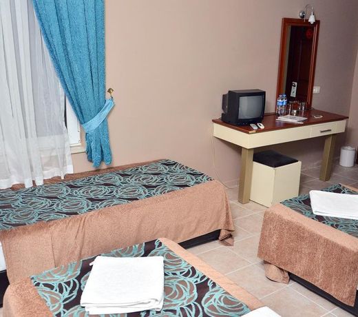 Cekmen Hotel