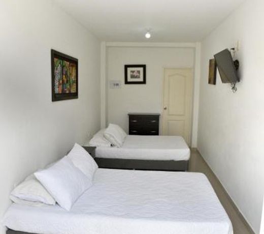 Hotel West California