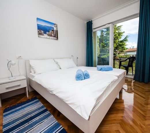 Villa Ladavac B&B