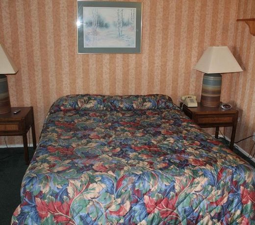 THE BEACH WALK INN