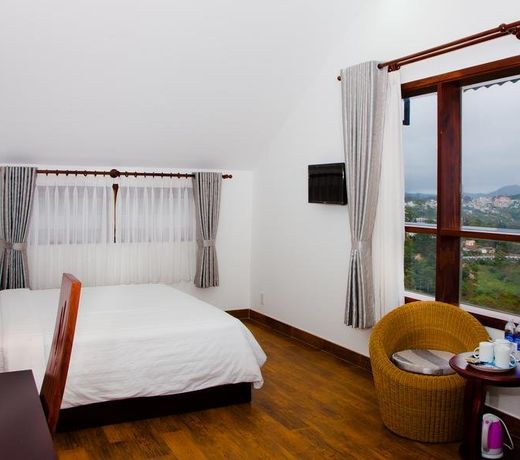 Melody Hotel