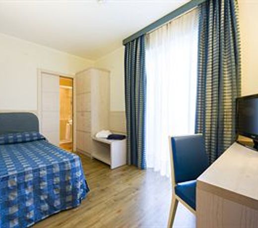 Caravel Bike Hotel