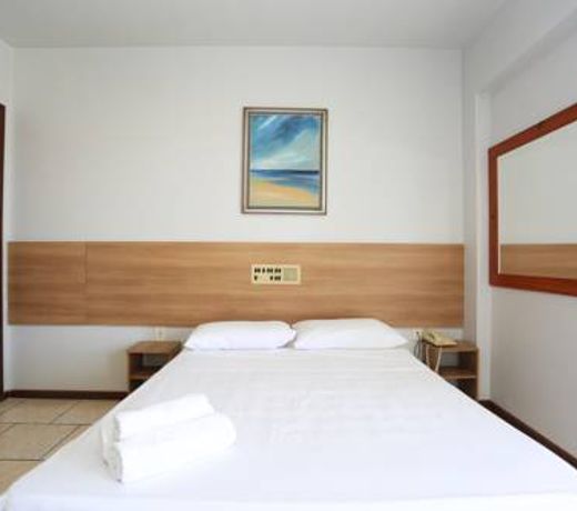 Lumar Hotel