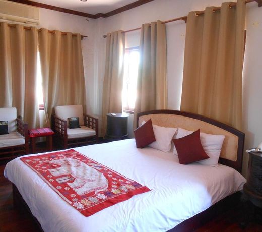 Savankham Hotel