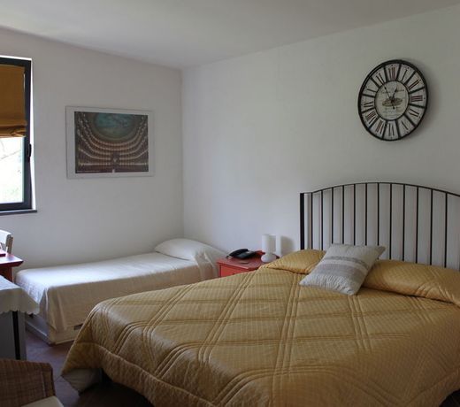 Flegrea House