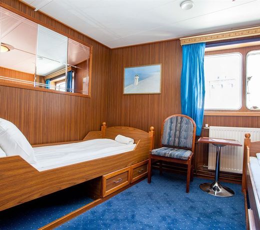 MS Birger Jarl - Hotel & Hostel