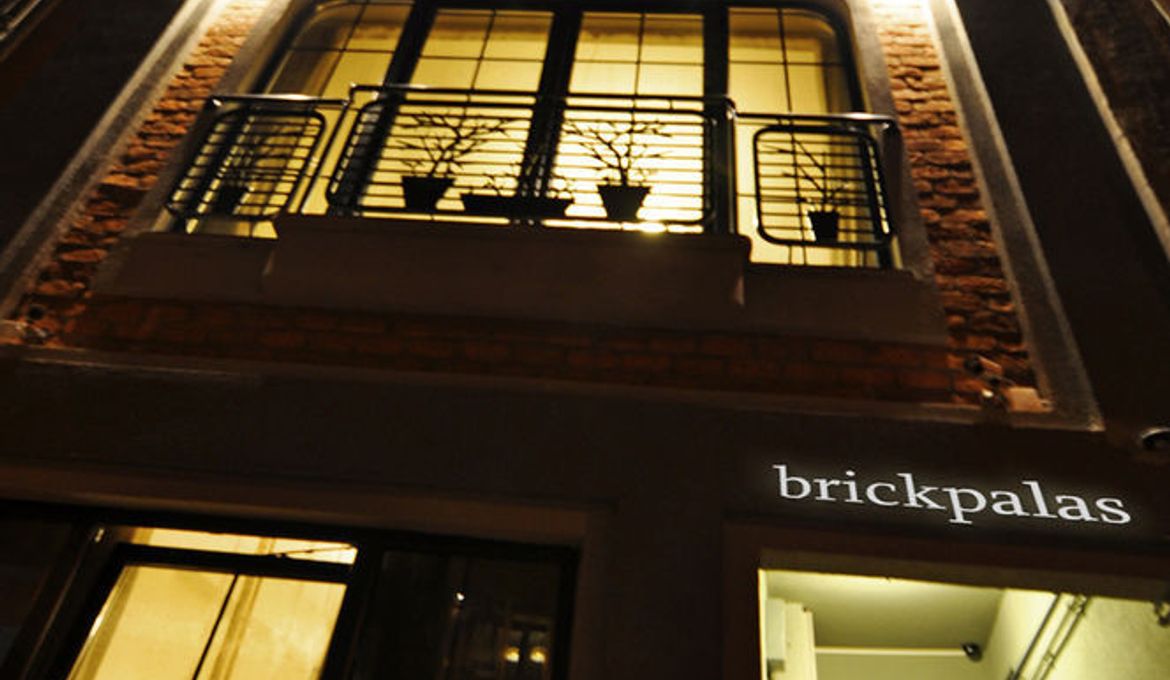 Brickpalas